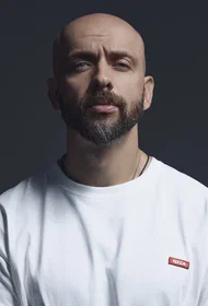 ST