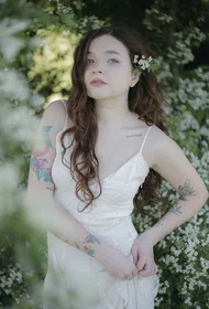 Алёна Швец