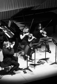 Musica stricta