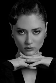Эльмира Караханова